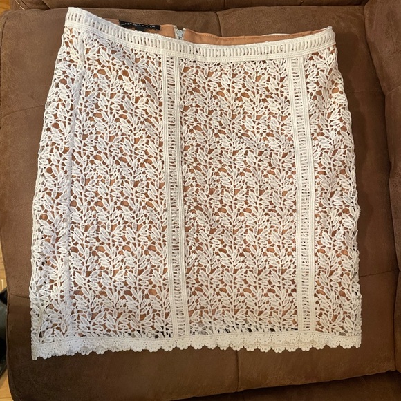 Kendal & Kylie 2pc Knit Crop Top and Skirt sz small - Picture 6 of 6